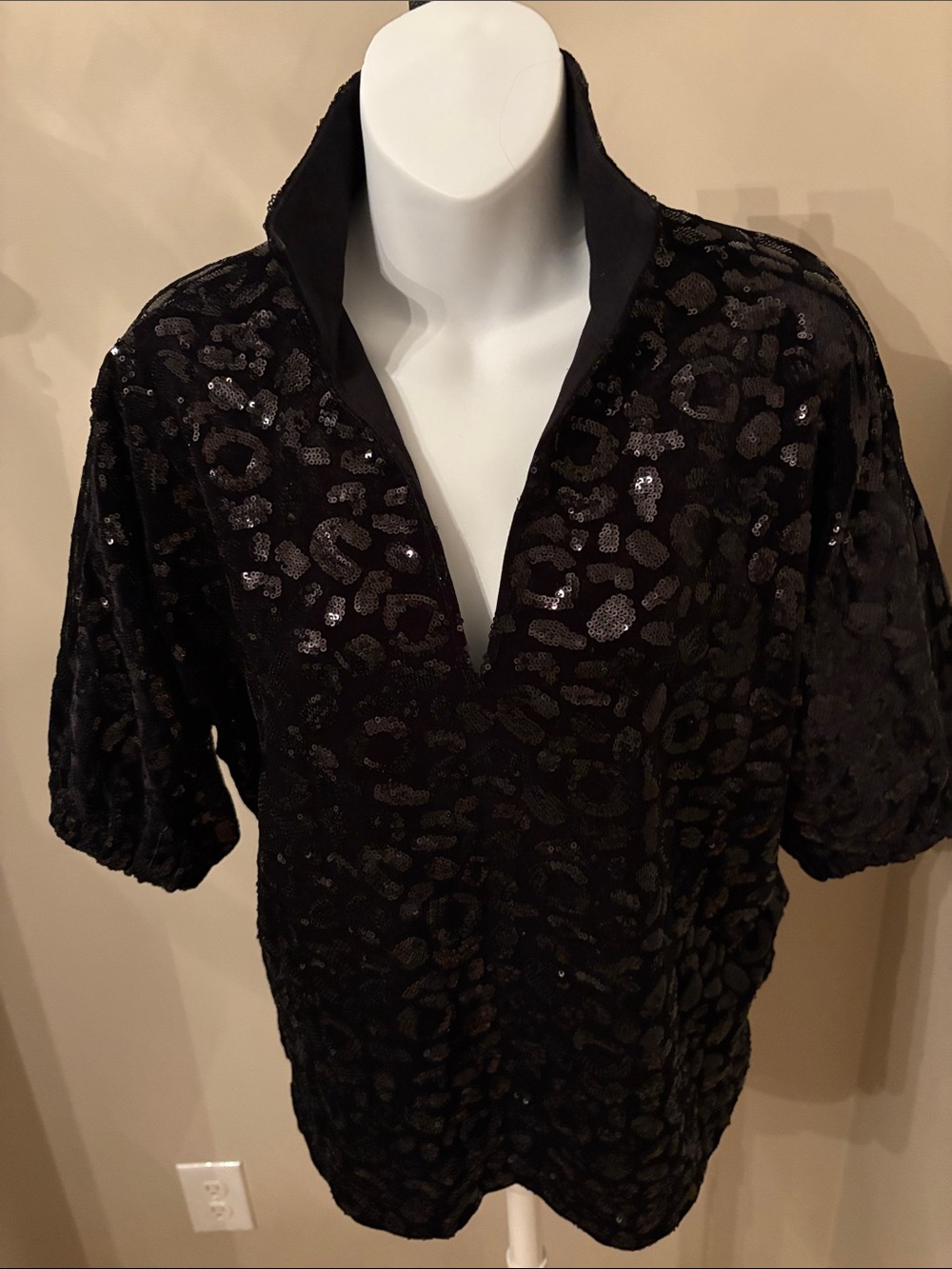 Emily McCarthy Black Sequin Leopard-Print Polo Shirt